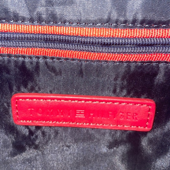 TOMMY HILIFIGER DESIGNER BAG‼️ - Picture 9 of 14